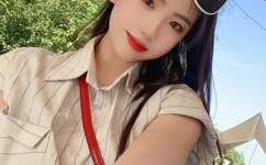 安惠君年轻时照片